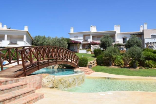 Вилла Casa Violeta Mexilhoeira Grande Экстерьер фото